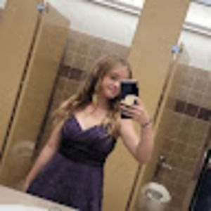 Meet your Posher, Michaela